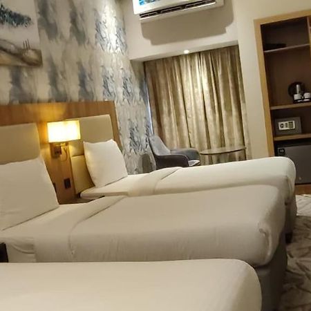 Sky Park Hotel Дубай Екстер'єр фото